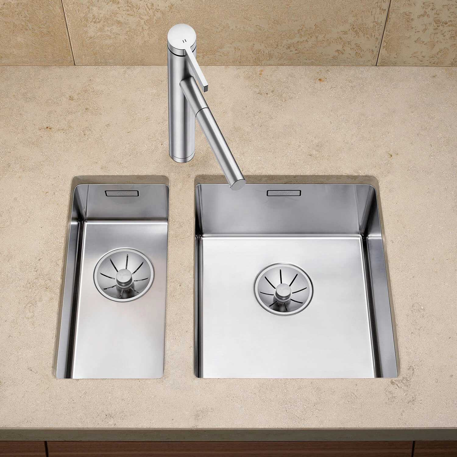 Blanco Claron Compact 1 Bowl Undermount Satin Polish Stainless Steel Kitchen Sink & Waste - 380 X 440mm 4 Blanco Claron Compact 1 Bowl Undermount Satin Polish Stainless Steel Kitchen Sink & Waste - 380 X 440mm - Image 2