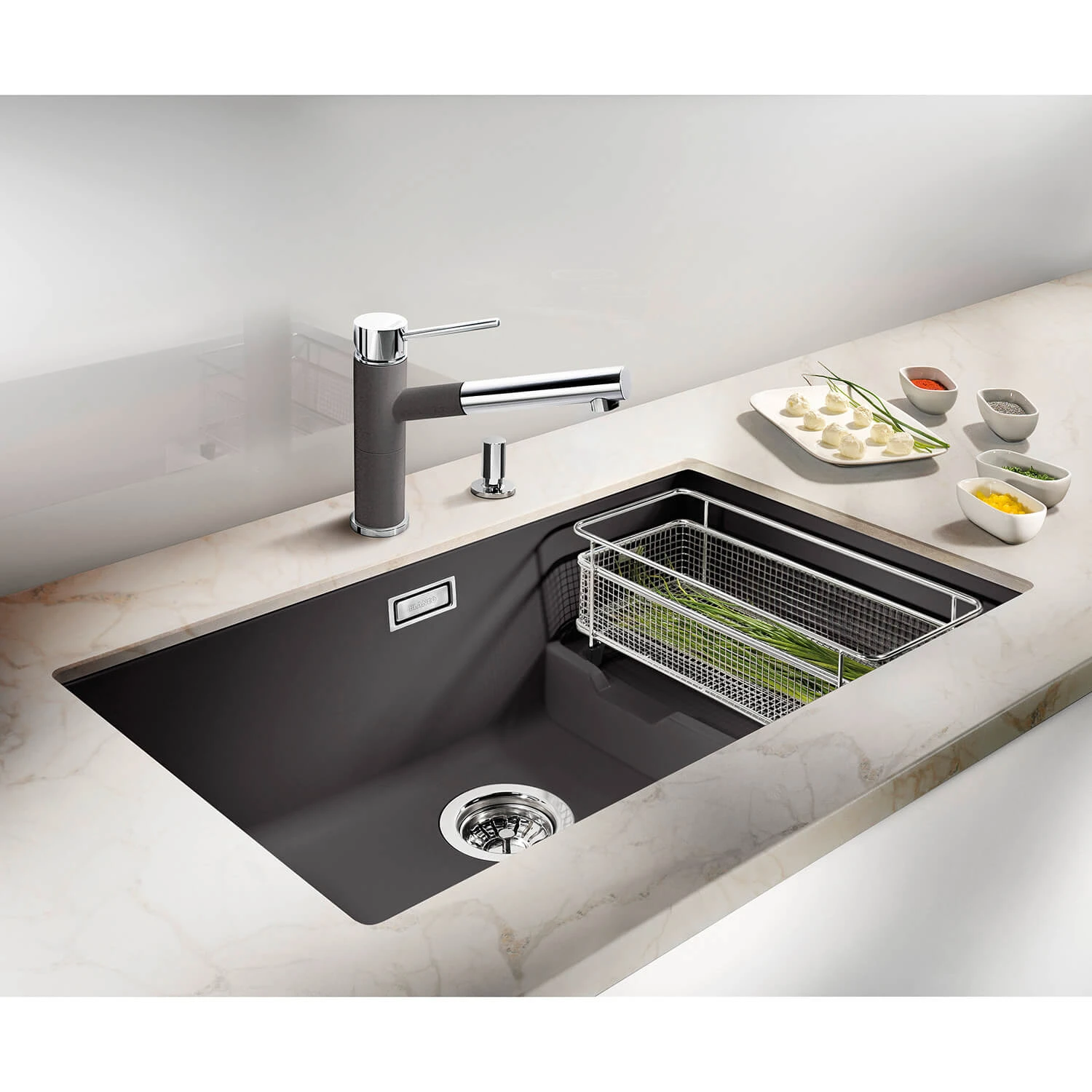 Blanco Subline 700-U Extra Large Stepped 1 Bowl Undermount Alumetallic Silgranit Composite Kitchen Sink & Waste - 730 X 460mm 9 Blanco Subline 700-U Extra Large Stepped 1 Bowl Undermount Alumetallic Silgranit Composite Kitchen Sink & Waste - 730 X 460mm - Image 7