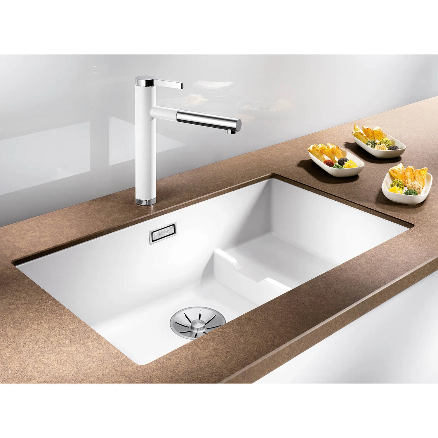Blanco Subline 700-U Extra Large Stepped 1 Bowl Undermount Alumetallic Silgranit Composite Kitchen Sink & Waste - 730 X 460mm 5 Blanco Subline 700-U Extra Large Stepped 1 Bowl Undermount Alumetallic Silgranit Composite Kitchen Sink & Waste - 730 X 460mm - Image 3