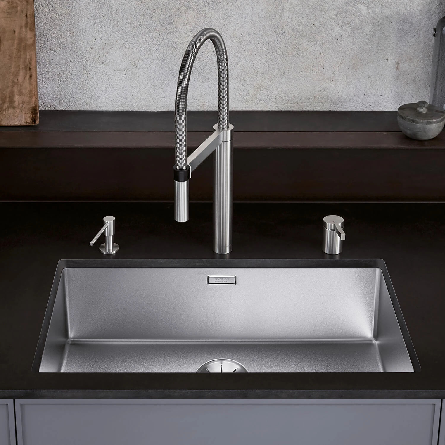 Blanco Claron Extra Large 1 Bowl Undermount Durinox Stainless Steel Kitchen Sink & Waste - 740 X 440mm 4 Blanco Claron Extra Large 1 Bowl Undermount Durinox Stainless Steel Kitchen Sink & Waste - 740 X 440mm - Image 2