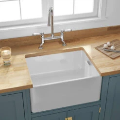 Butler & Rose Ceramic Fireclay Belfast Traditional Kitchen Sink With Weir Overflow & Basket Strainer Waste - 595 X 455mm -Vado Sale Store butler and rose belfast weir overflow lifestyle2