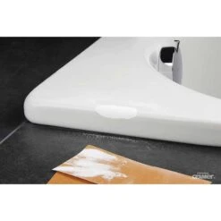 Cramer Professional Scratch & Chip Repair Kit For Ceramic, Enamel And Acrylic - Alpine White -Vado Sale Store cramer professional white chip scratch repair kit