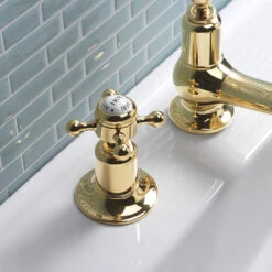 Crosswater Belgravia Crosshead 3 Hole Basin Mixer - Chrome 13 Crosswater Belgravia Crosshead 3 Hole Basin Mixer - Chrome -Vado Sale Store crosswater belgravia unlacquered brass basin 3 hole set lifestyle5B15D