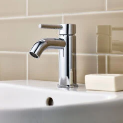 Ideal Standard Ceraline Mono Basin Mixer With Clicker Waste