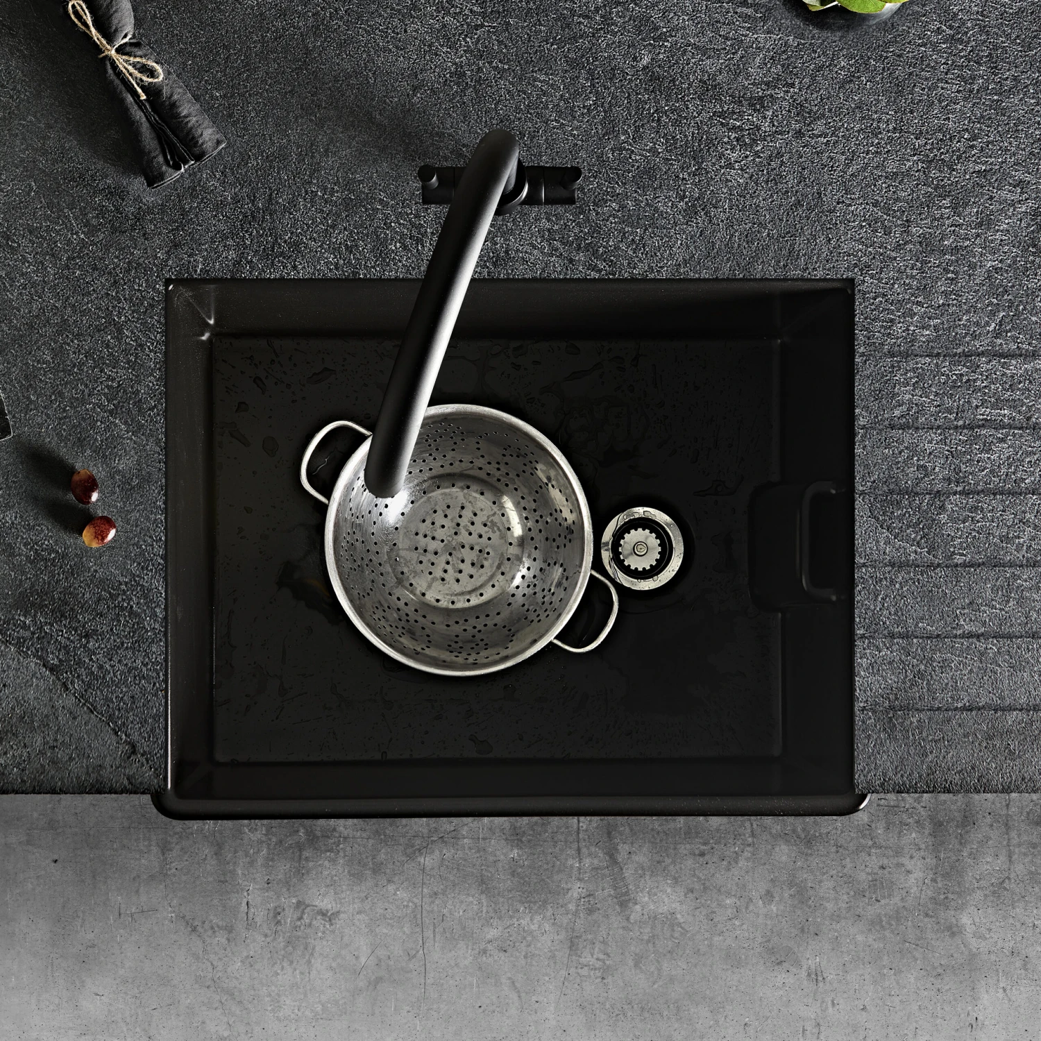 Rangemaster Grange Belfast 1 Bowl Matt Black Fireclay Ceramic Kitchen Sink & Waste - 595 X 455mm 4 Rangemaster Grange Belfast 1 Bowl Matt Black Fireclay Ceramic Kitchen Sink & Waste - 595 X 455mm - Image 2