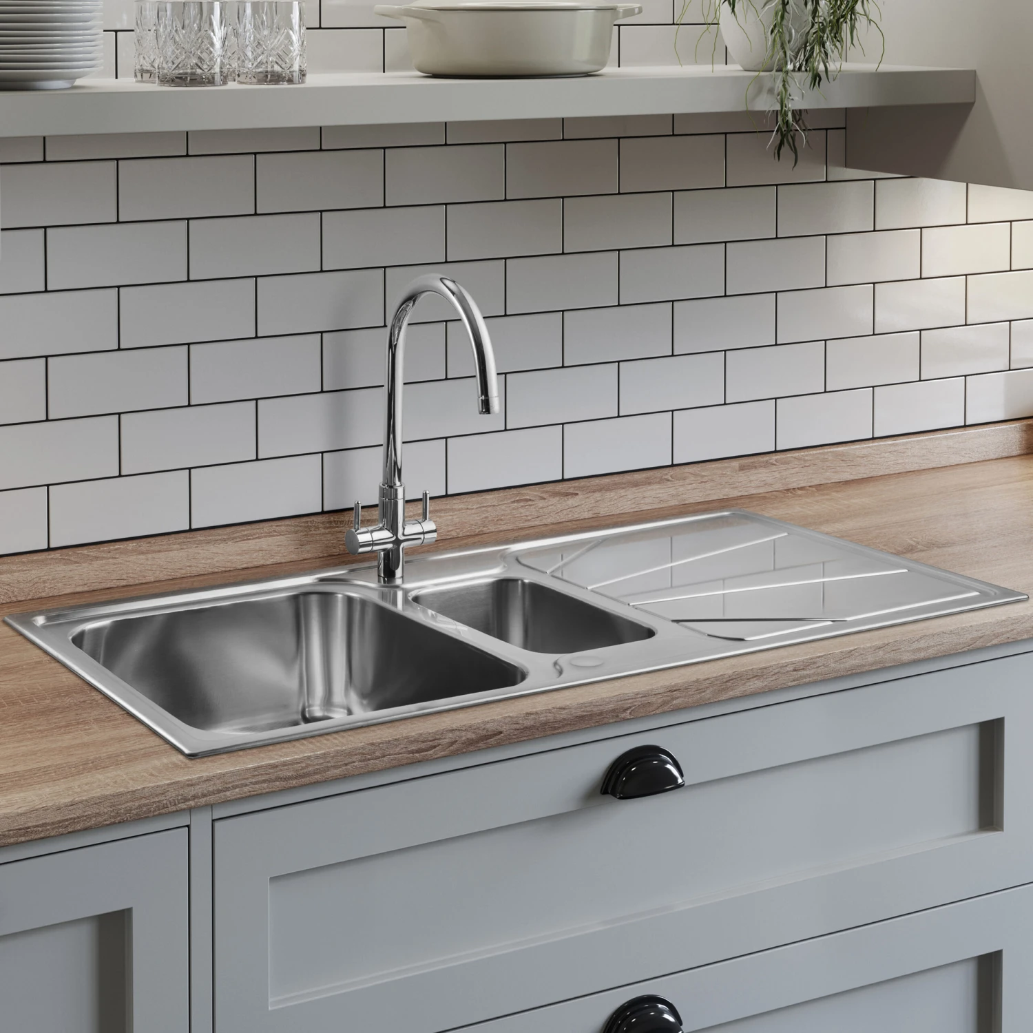 Leisure Nimbus 1.5 Bowl Stainless Steel Kitchen Sink With Reversible Drainer - 1000 X 500mm 4 Leisure Nimbus 1.5 Bowl Stainless Steel Kitchen Sink With Reversible Drainer - 1000 X 500mm - Image 2