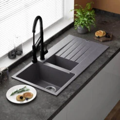 Reginox Harlem 1.5 Bowl White Granite Composite Kitchen Sink & Waste Kit - 1000 X 500mm -Vado Sale Store reginox harlem 1.5 bowl grey silvery granite composite kitchen sink lifestyle no overflow 1