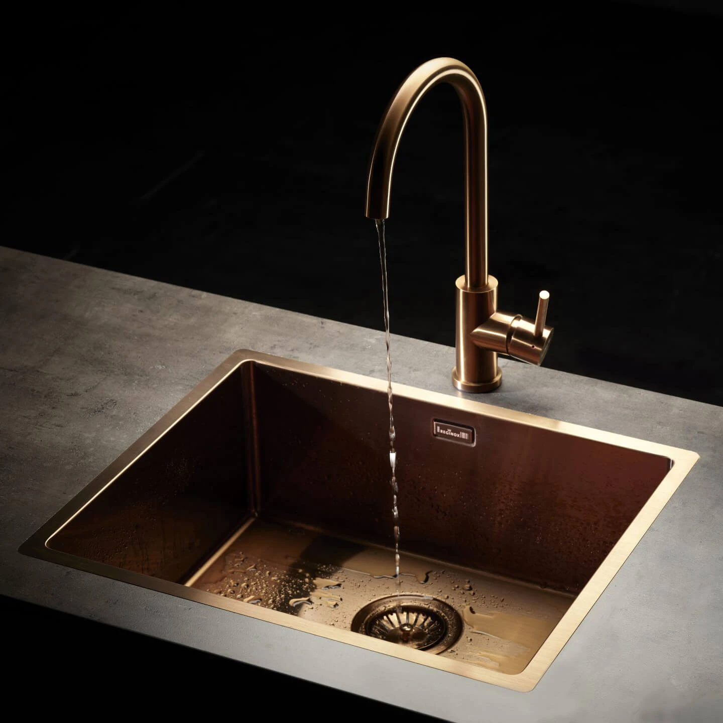 Reginox Miami 1 Bowl Copper Stainless Steel Inset / Undermount Kitchen Sink - 540 X 440mm 3 Reginox Miami 1 Bowl Copper Stainless Steel Inset / Undermount Kitchen Sink - 540 X 440mm