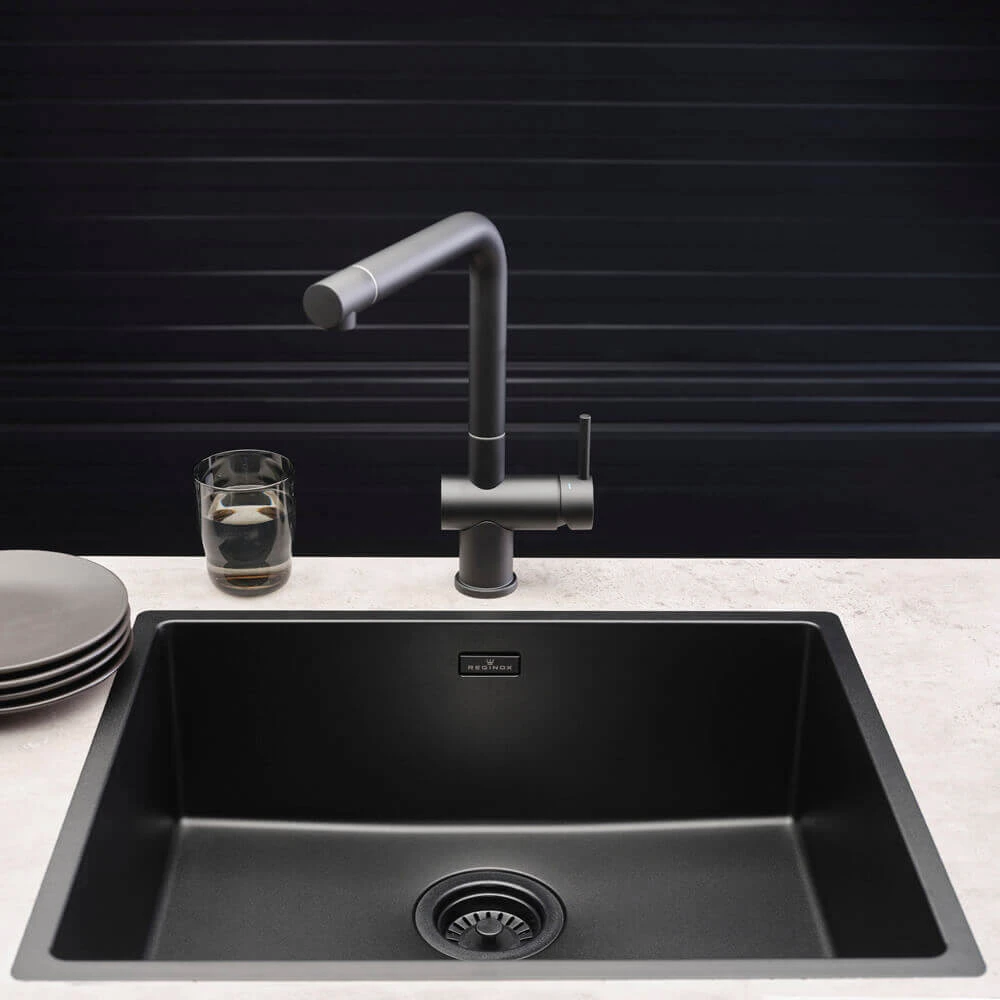 Reginox New York Large 1 Bowl Undermount Or Inset Jet Black Stainless Steel Kitchen Sink And Integrated Waste - 540 X 440mm 4 Reginox New York Large 1 Bowl Undermount Or Inset Jet Black Stainless Steel Kitchen Sink And Integrated Waste - 540 X 440mm - Image 2