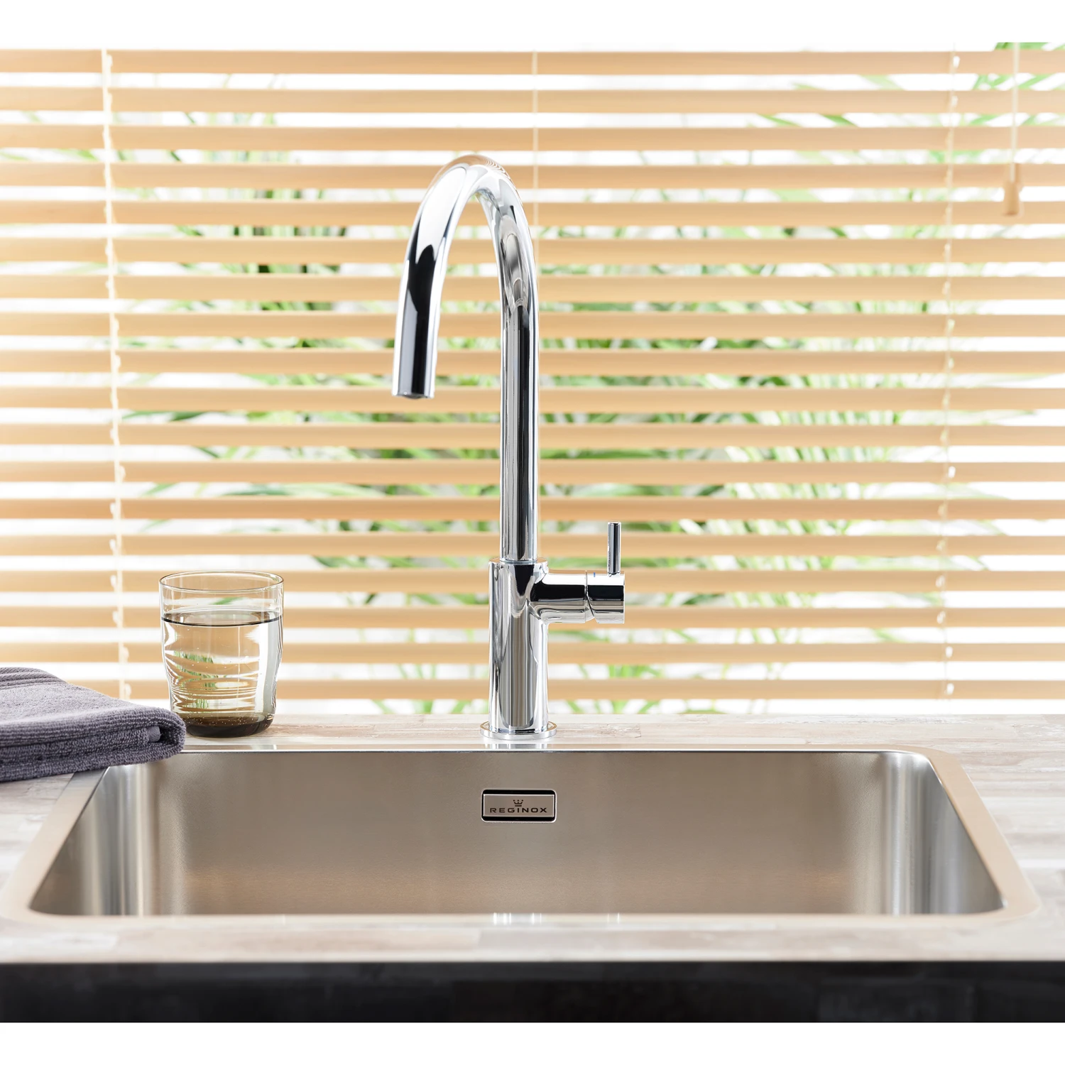 Reginox Ohio 50x40 Single Bowl Stainless Steel Inset / Undermount Kitchen Sink & Waste - 540 X 440mm 8 Reginox Ohio 50x40 Single Bowl Stainless Steel Inset / Undermount Kitchen Sink & Waste - 540 X 440mm - Image 6