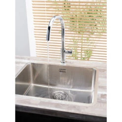 Reginox Ohio 50x40 Single Bowl Stainless Steel Inset / Undermount Kitchen Sink & Waste - 540 X 440mm 20 Reginox Ohio 50x40 Single Bowl Stainless Steel Inset / Undermount Kitchen Sink & Waste - 540 X 440mm -Vado Sale Store reginox ohio 50x40 1 bowl stainless steel sink lifestyle 4