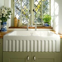 Shaws Original Bowland Ceramic Single Bowl Fluted Front Sink - 595mm X 465mm 8 Shaws Original Bowland Ceramic Single Bowl Fluted Front Sink - 595mm X 465mm -Vado Sale Store shaws so600010