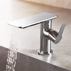 Flova Spring Mono Basin Mixer With Clicker Waste