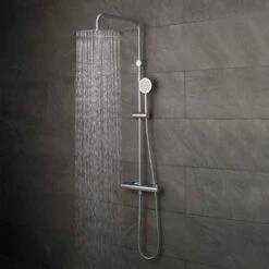 Vado Velo Aquablade Round Thermostatic Shower Valve With Diverter & Rigid Riser Kit