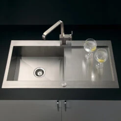 Vellamo Peak 1 Bowl Satin Stainless Steel Sink & Waste With Reversible Drainer - 1000 X 500mm