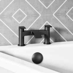 Vellamo Swift Matt Black Deck Mounted Bath Filler